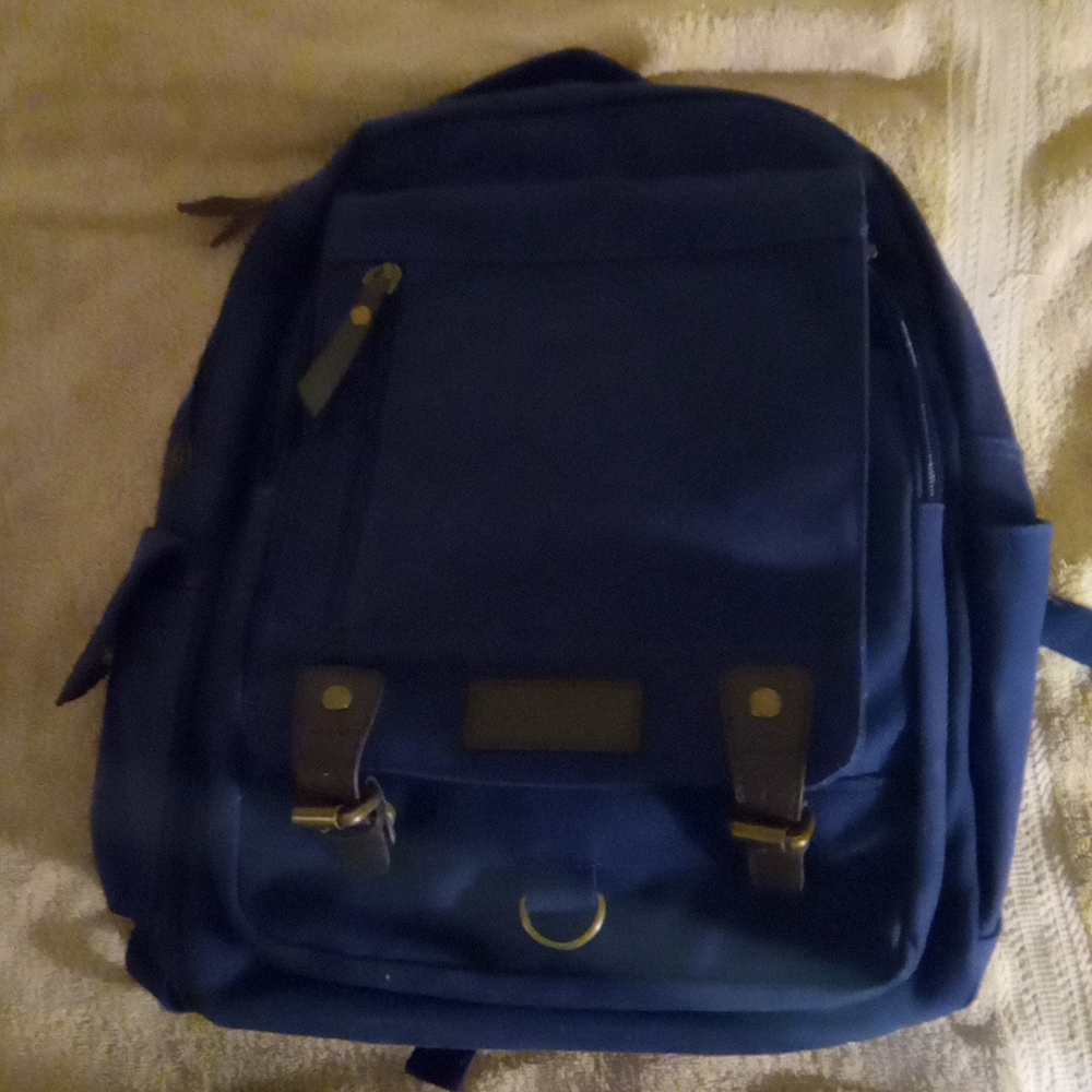 Izzy and Oliver backpack